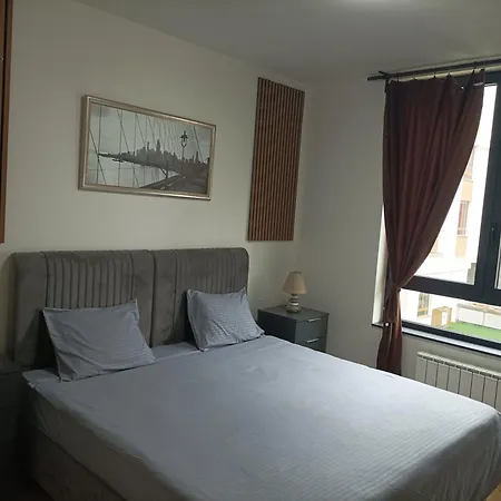 Apartment 1 Na Vodi Molim Pozovite Oko Informacija O Prijavljivanju *